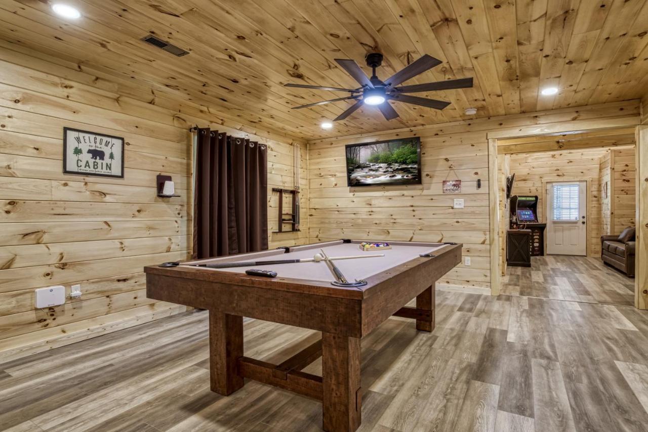 Hidden Creek, Pool Table, Hot Tub, 1089 Free Tickets Each Paid Day, Dollywood And More Gatlinburg Zewnętrze zdjęcie
