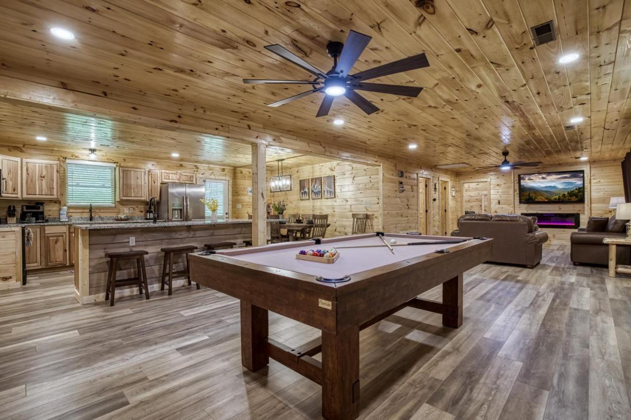 Hidden Creek, Pool Table, Hot Tub, 1089 Free Tickets Each Paid Day, Dollywood And More Gatlinburg Zewnętrze zdjęcie