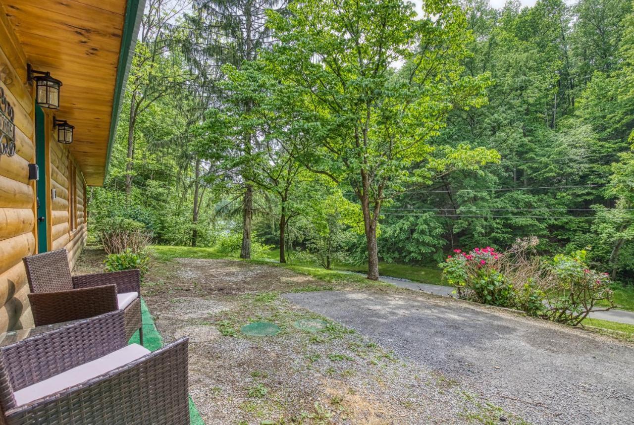 Hidden Creek, Pool Table, Hot Tub, 1089 Free Tickets Each Paid Day, Dollywood And More Gatlinburg Zewnętrze zdjęcie