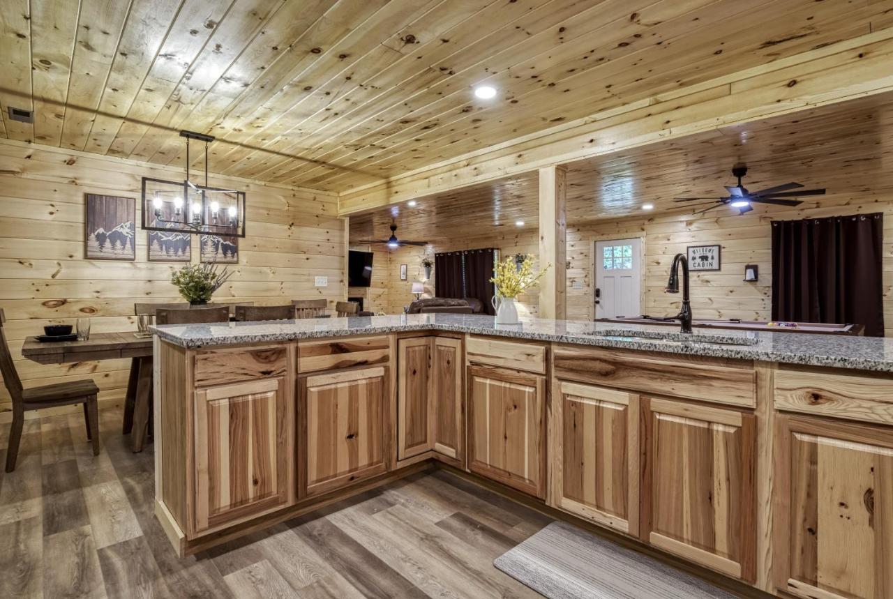 Hidden Creek, Pool Table, Hot Tub, 1089 Free Tickets Each Paid Day, Dollywood And More Gatlinburg Zewnętrze zdjęcie