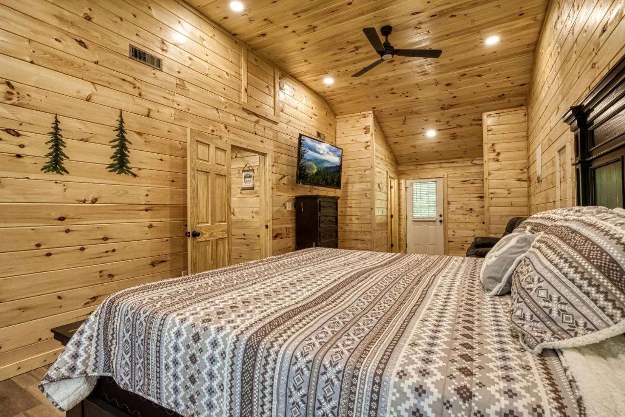 Hidden Creek, Pool Table, Hot Tub, 1089 Free Tickets Each Paid Day, Dollywood And More Gatlinburg Zewnętrze zdjęcie